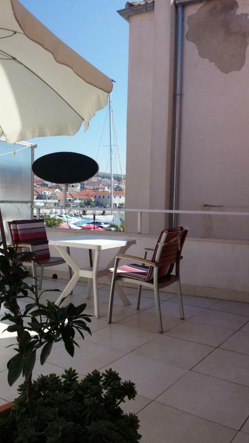 Tutini Dvori Διαμέρισμα Primošten Εξωτερικό φωτογραφία